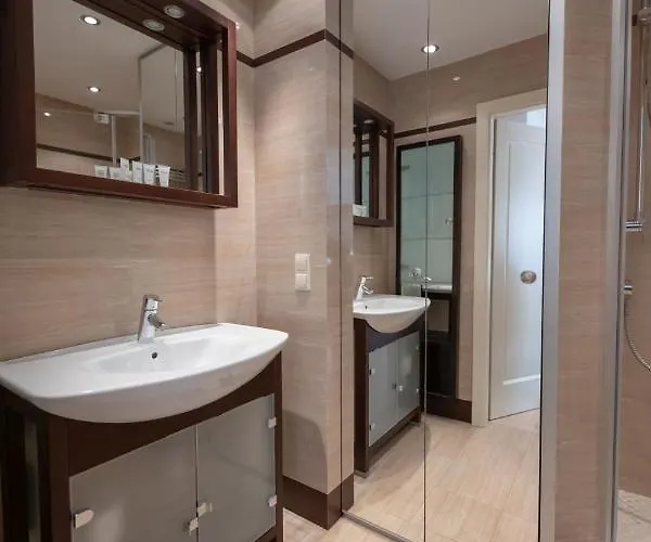 Victus Apartamenty, Liczi 索波特